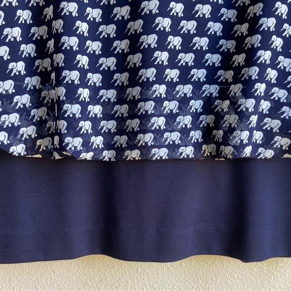 CAbi NWOT #5345 Parade Blouse, size small - Picture 6 of 8